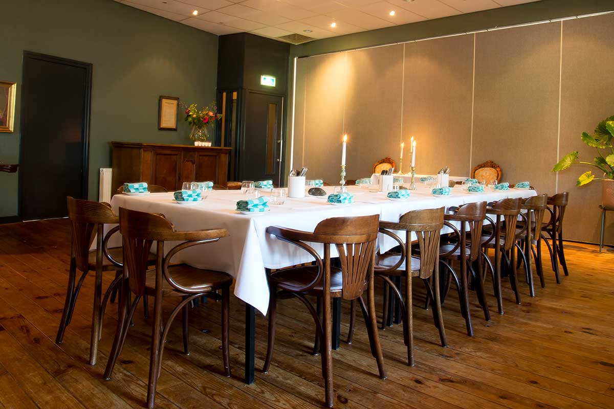 Restaurant-Poortman-Veeningen-zaal-01-small